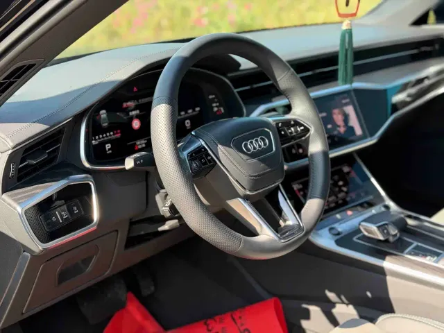 Audi A6L — Фото автомобиля 10