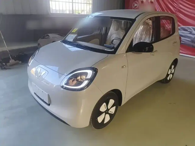 Фотография автомобиля — Wuling Hongguang Mini EV
