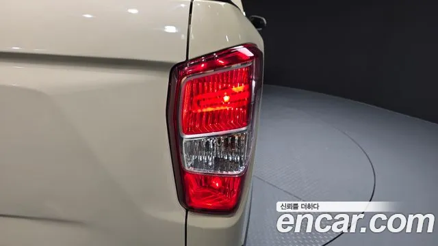KG_Mobility_Ssangyong Rexton Новый Rexton Sport Khan Дизель 2.2 2WD — Фото автомобиля 7