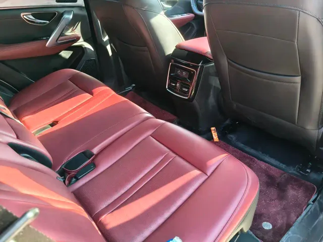 Jetour X70 C-DM — Фото автомобиля 7