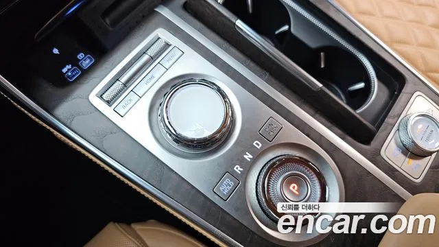 Genesis GV80 2.5T Бензин AWD — Фото автомобиля 9