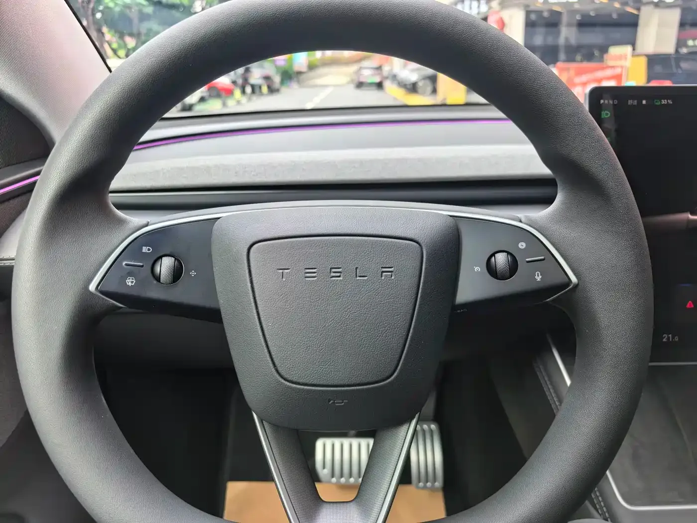 Tesla Model Y 2025 Rear-Wheel Drive — Фото автомобиля 22