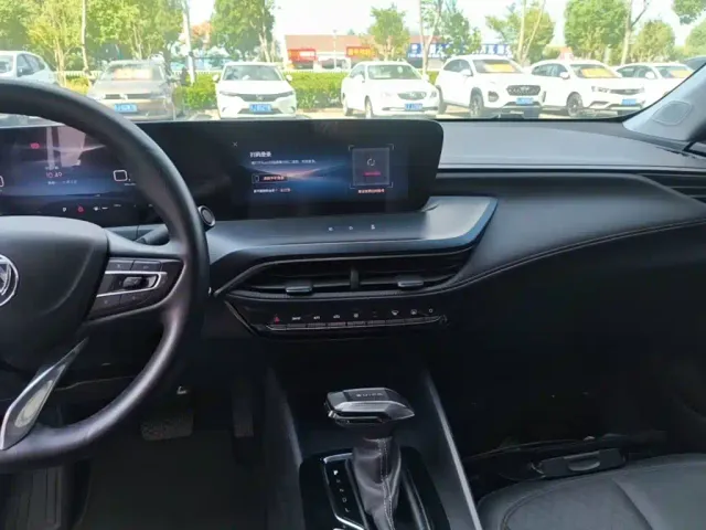 Buick Verano — Фото автомобиля 12