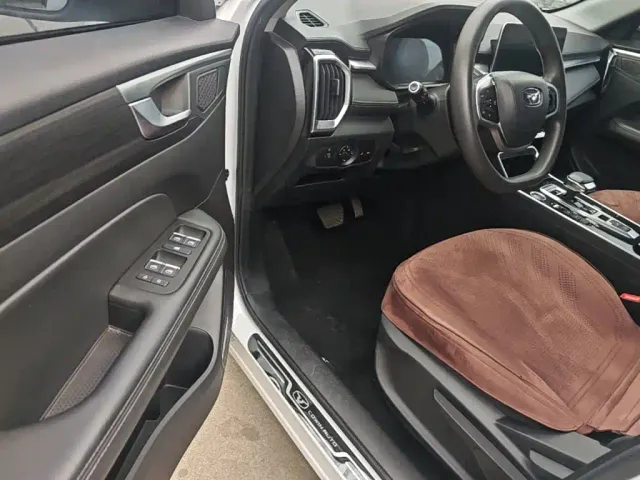 Kaiyi Xuanjie Pro EV — Фото автомобиля 15