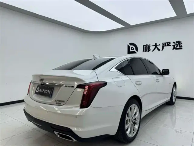 Cadillac CT5 — Фото автомобиля 7