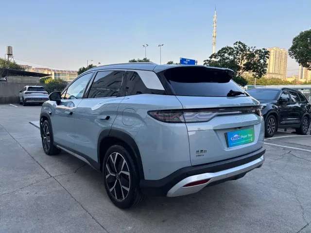 BYD Song L DM-i — Фото автомобиля 9
