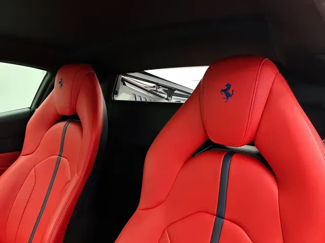 Ferrari F8 — Фото автомобиля 18
