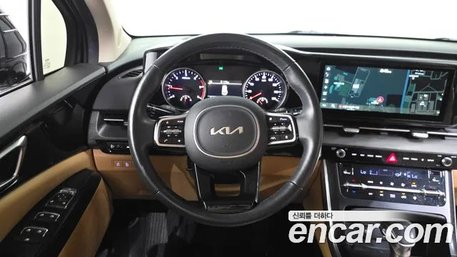 Kia Carnival Generation 4 — Фото автомобиля 13