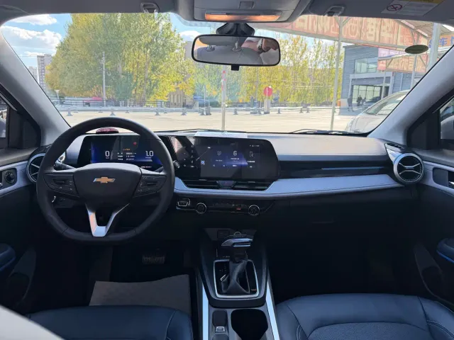 Chevrolet Monza — Фото автомобиля 6