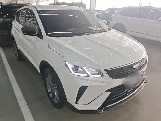 Geely Binyue — Фото автомобиля 3