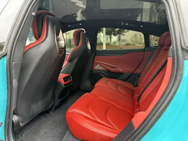 Xiaomi SU7 — Фото автомобиля 5