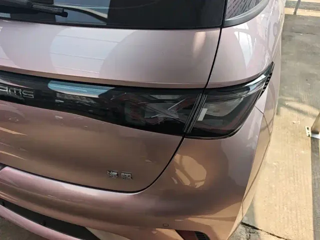 BYD Dolphin — Фото автомобиля 23