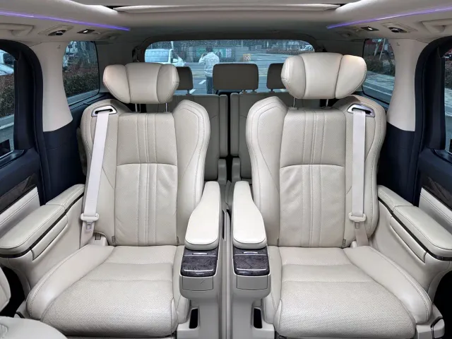 Toyota Vellfire — Фото автомобиля 14