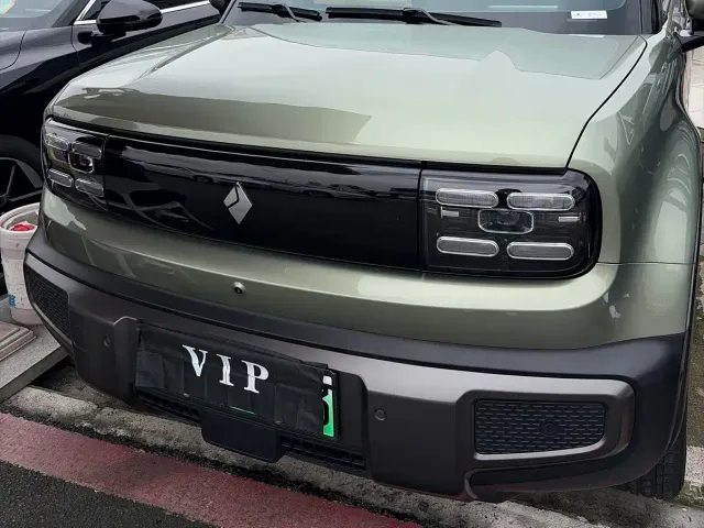 Baojun Yep Plus — Фото автомобиля 2
