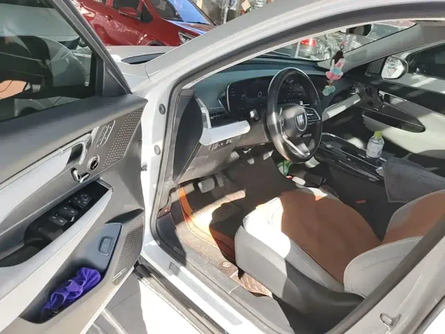 Buick E5 — Фото автомобиля 15