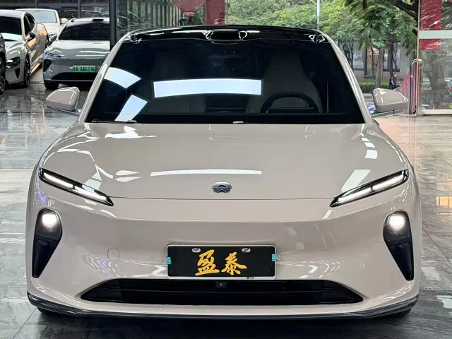 Nio ET5 Touring — Фото автомобиля 2