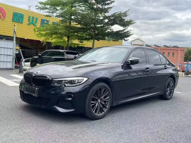 BMW 3 Series — Фото автомобиля 2