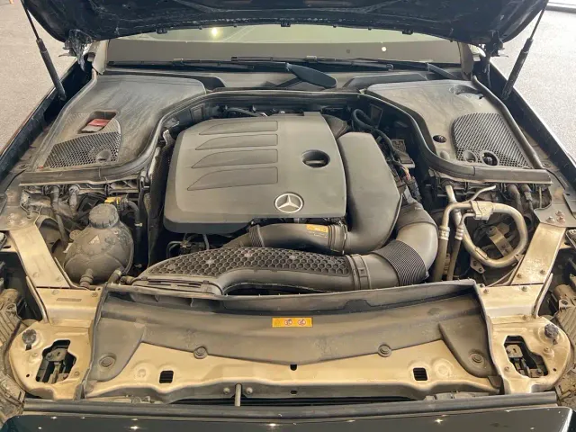 Mercedes-Benz E-Class — Фото автомобиля 13
