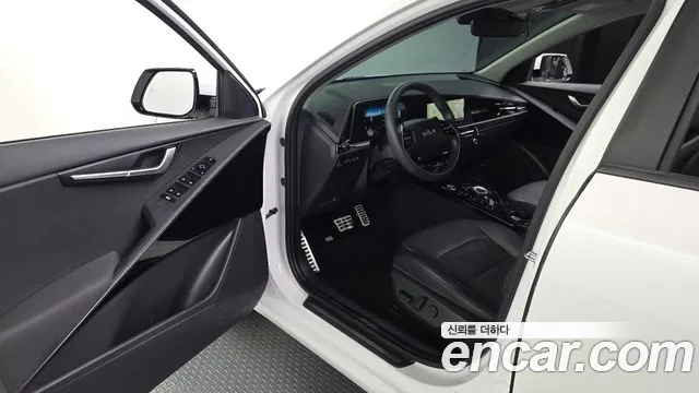 Kia Niro The All New — Фото автомобиля 15