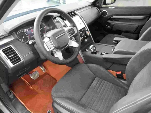 Land Rover Discovery — Фото автомобиля 5