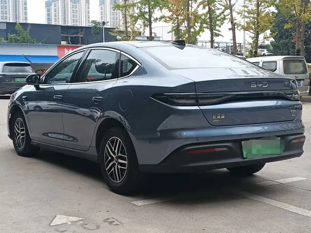 BYD Seal 05 DM-i — Фото автомобиля 6