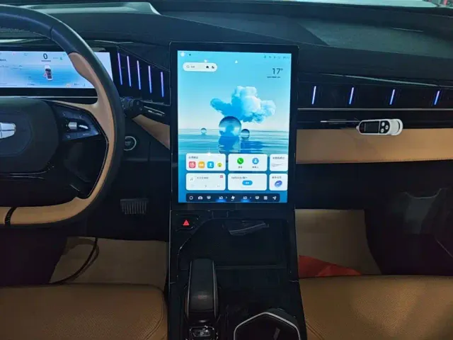 Geely Boyue L — Фото автомобиля 12