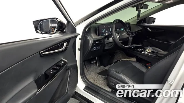 Kia EV6 — Фото автомобиля 15