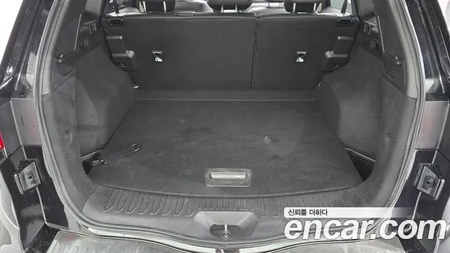 Renault-KoreaSamsung QM6 Новый QM6 2.0 GDe LE Signature 2WD — Фото автомобиля 15