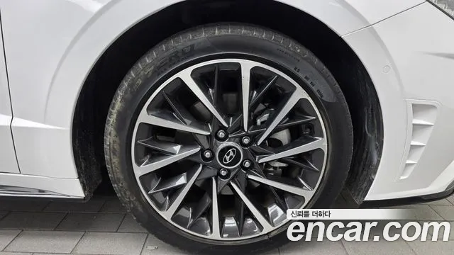 Hyundai Sonata — Фото автомобиля 6