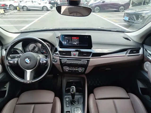 BMW X1 — Фото автомобиля 7