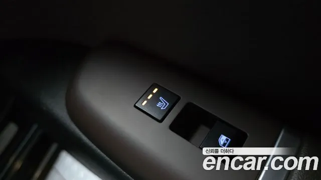 Hyundai Grandeur GN7 — Фото автомобиля 28
