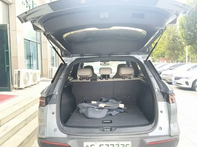 BYD Song Pro — Фото автомобиля 18