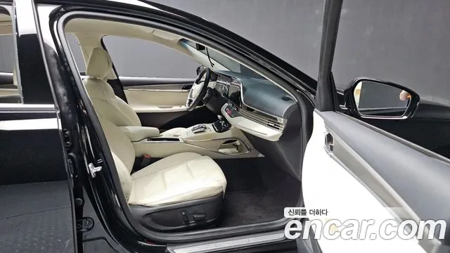 Hyundai Grandeur Новый Grandeur IG — Фото автомобиля 17