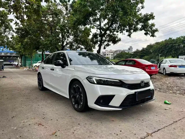 Honda Civic — Фото автомобиля 3
