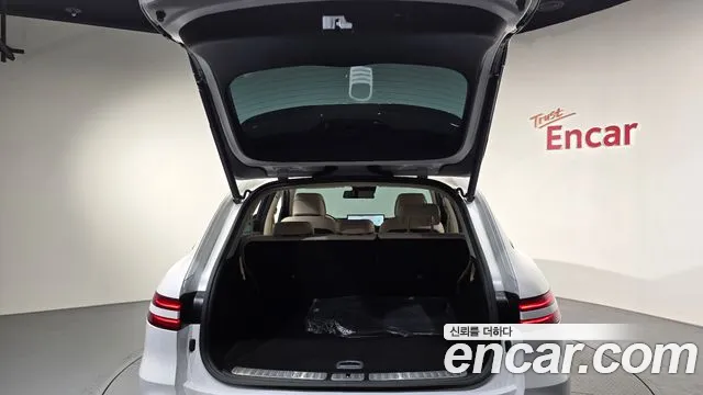 Genesis GV70 2.5T Бензин AWD — Фото автомобиля 15