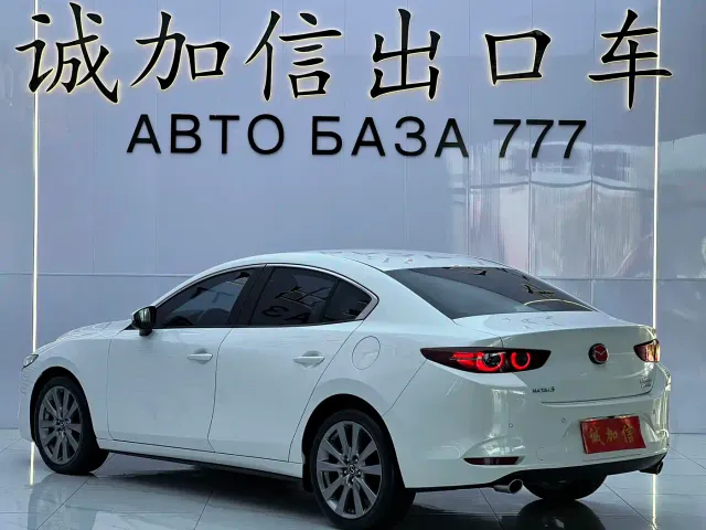 Mazda Axela — Фото автомобиля 6