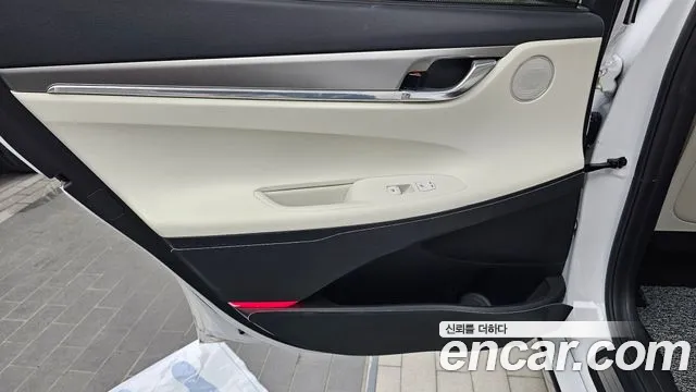 Hyundai Grandeur — Фото автомобиля 24