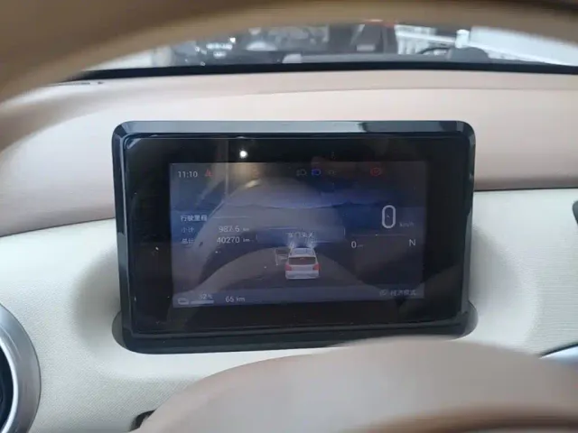 Wuling Hongguang Mini EV — Фото автомобиля 11