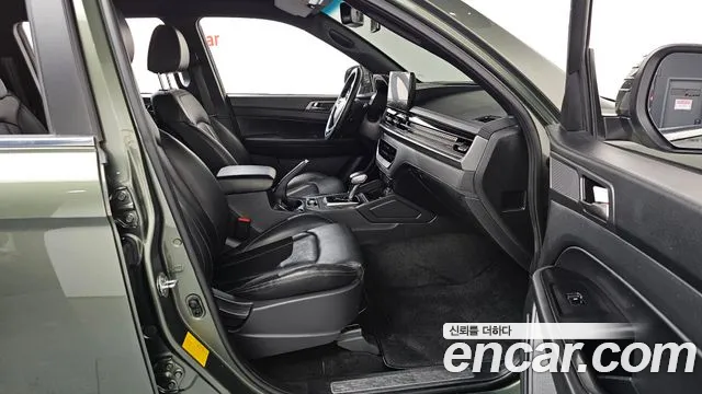KG_Mobility_Ssangyong Rexton Новый Rexton Sport Khan Дизель 2.2 4WD — Фото автомобиля 15