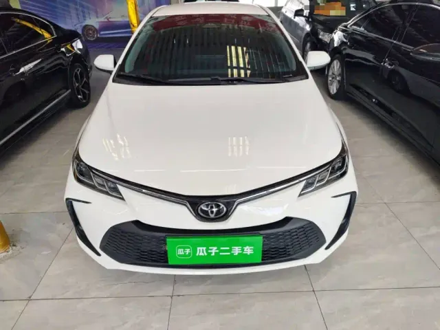 Toyota Corolla — Фото автомобиля 6