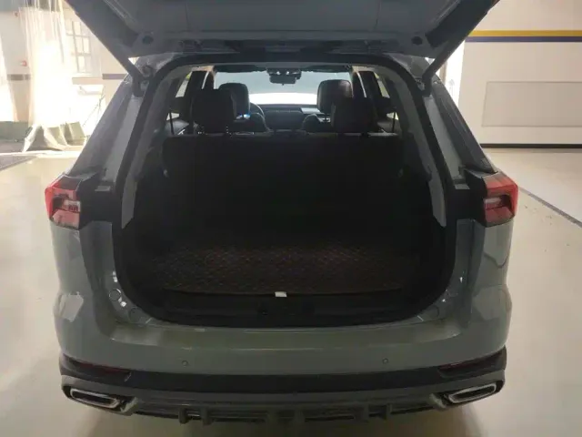 Chery Tiggo 8 PRO 2022 290T 2WD Vast Version 5-Seater — Фото автомобиля 4
