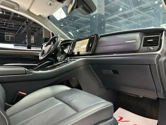 GAC Trumpchi M8 — Фото автомобиля 12