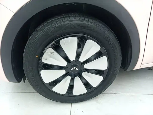 Wuling Bingo — Фото автомобиля 22