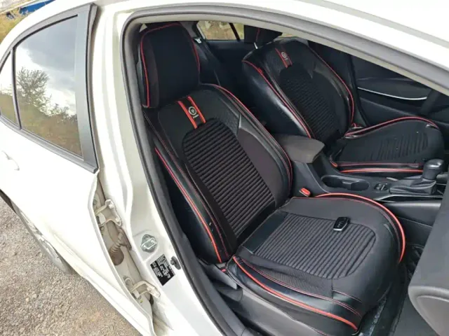 Toyota Corolla — Фото автомобиля 24