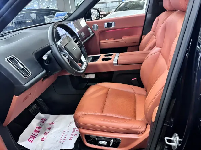 Li Auto L9 — Фото автомобиля 6