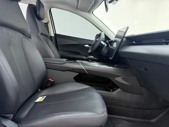 Changan Eado — Фото автомобиля 6
