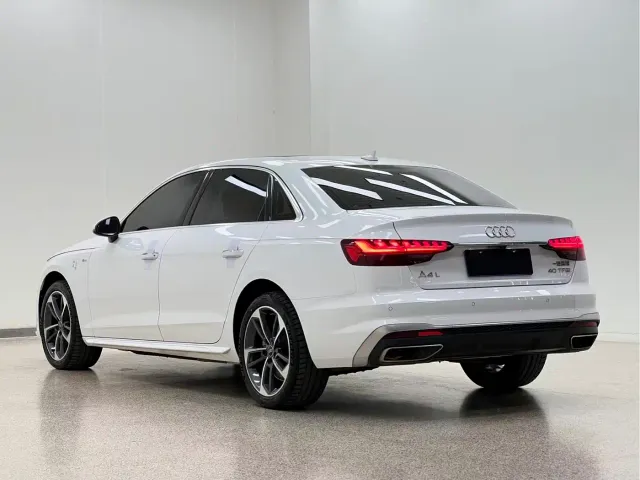 Audi A4L — Фото автомобиля 6