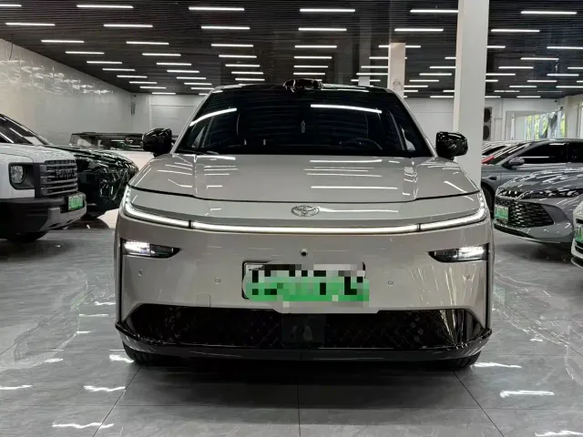 Toyota BoZhi 3X — Фото автомобиля 3