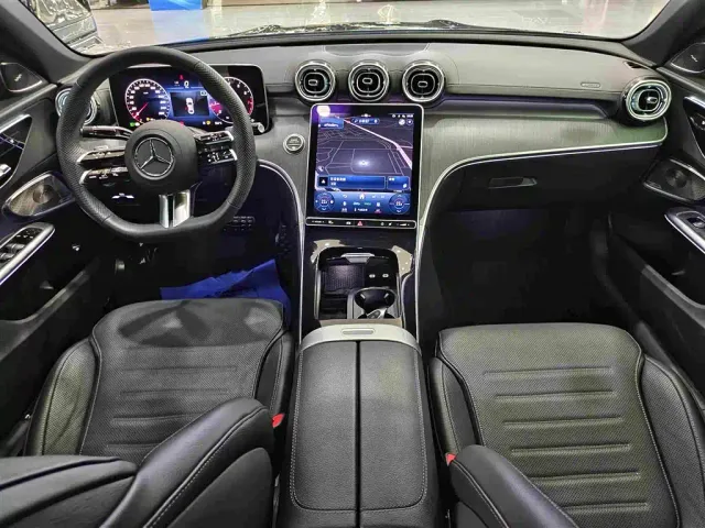 Mercedes-Benz C-Class — Фото автомобиля 6