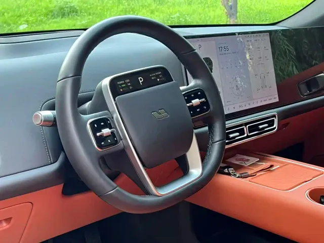 Li Auto L7 — Фото автомобиля 7
